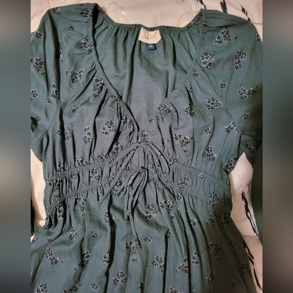 Universal Thread Green Floral Dress